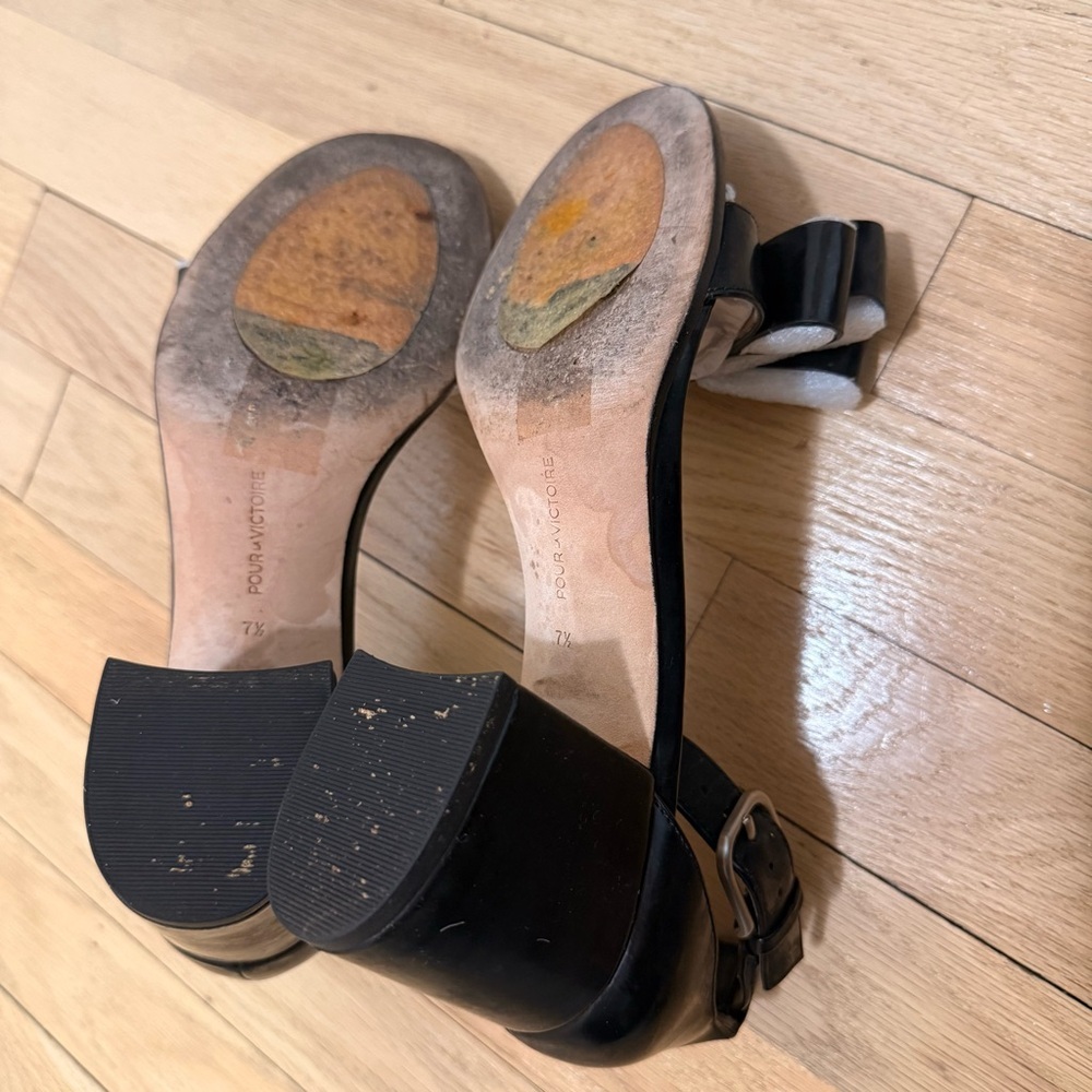 Pour La Victoire Aimee Black Leather Dress Block Heel Sandals Size 7.5 - Picture 7 of 9